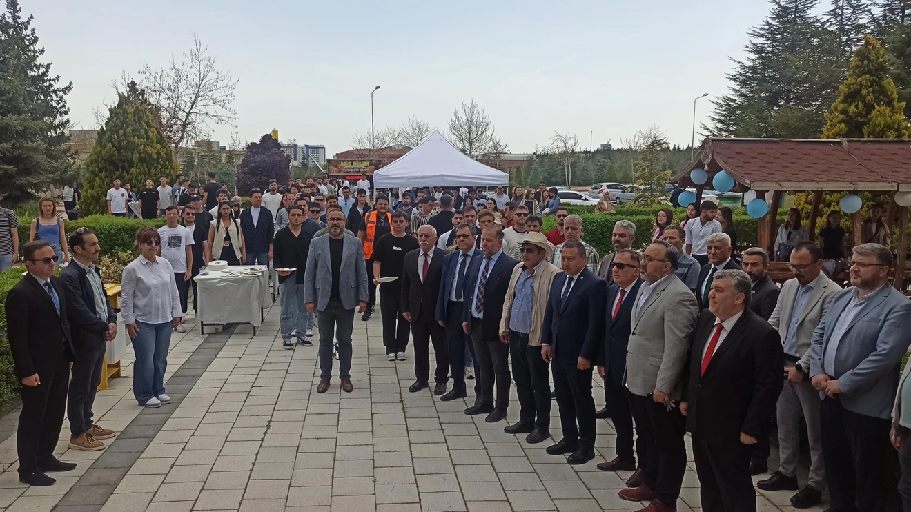 Selçuk Üniversitesinde 2. Havacılık Şenliği coşkuyla gerçekleştirildi